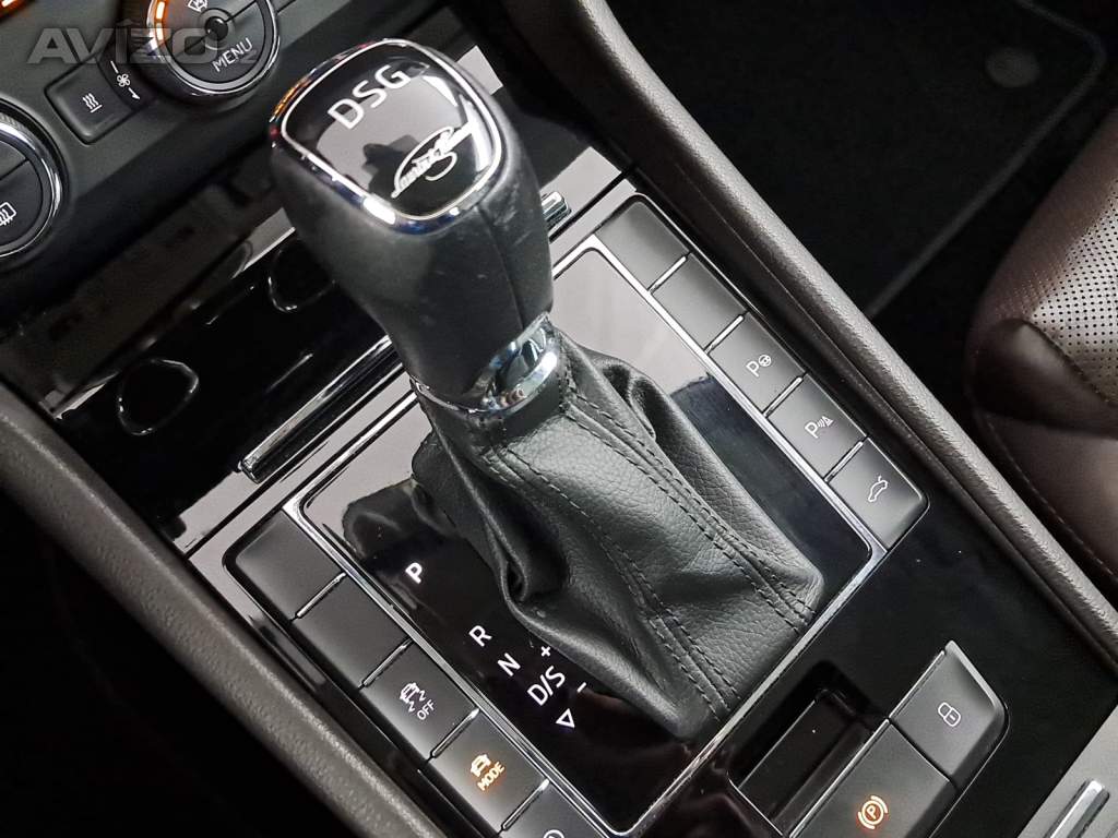 Foto inzerátu Skoda Superb 2.0 TDI 4x4