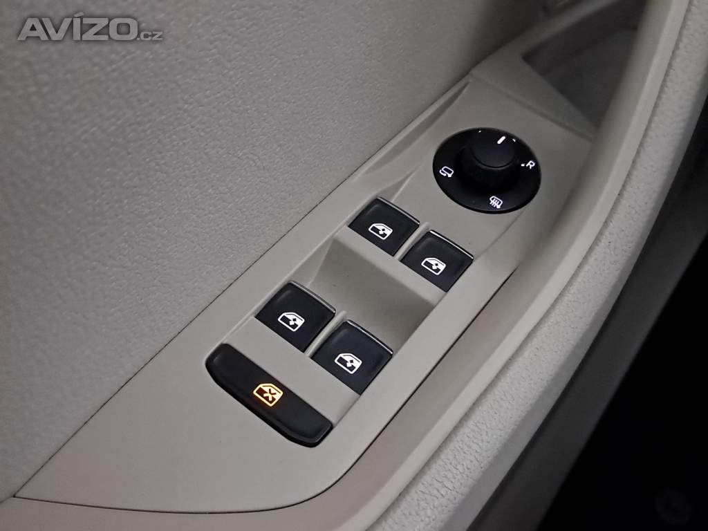 Foto inzerátu Skoda Superb 2.0 TSI