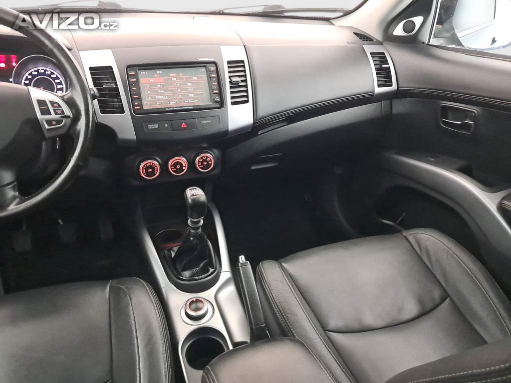 Foto inzerátu Mitsubishi Outlander 2.2 DI-D