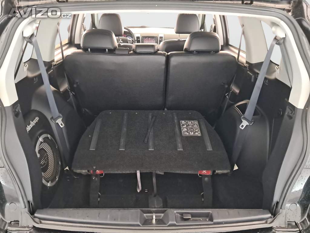 Foto inzerátu Mitsubishi Outlander 2.2 DI-D