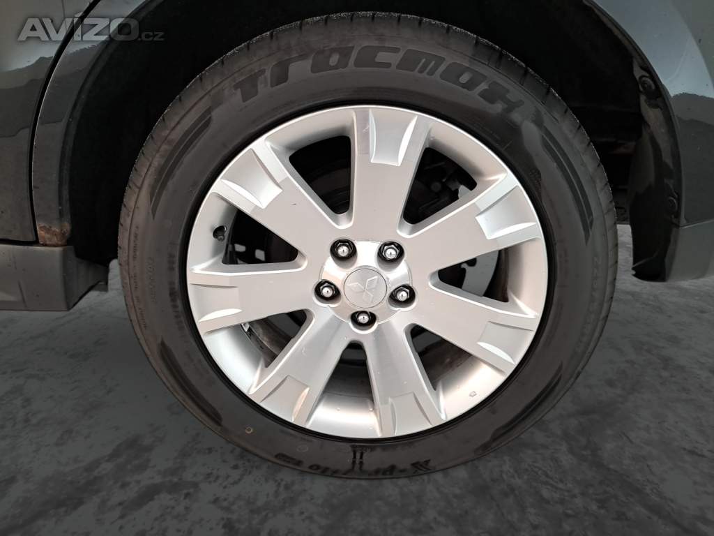 Foto inzerátu Mitsubishi Outlander 2.2 DI-D