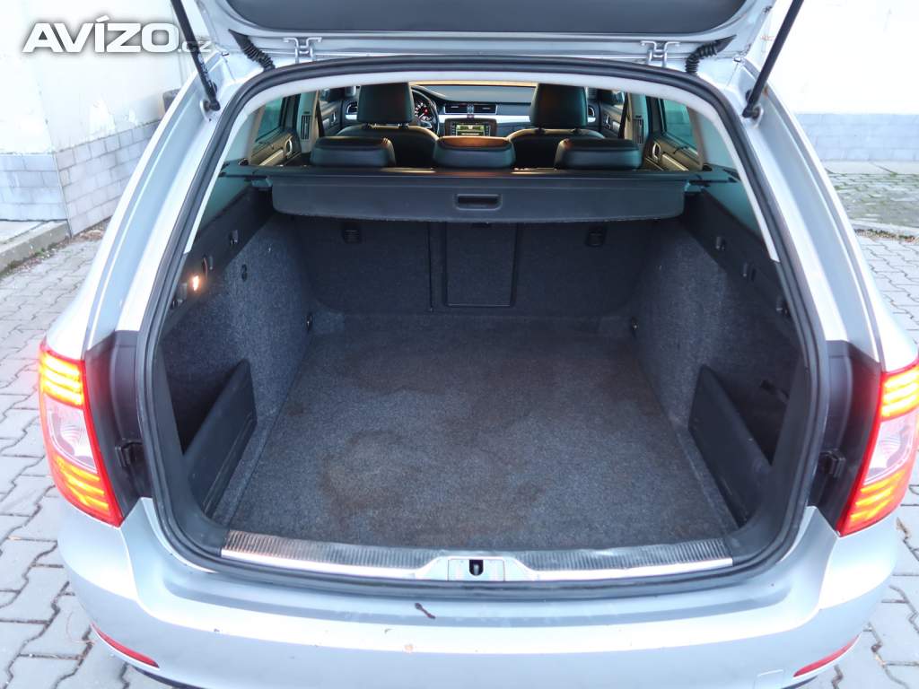 Foto inzerátu Skoda Superb 1.6 TDI