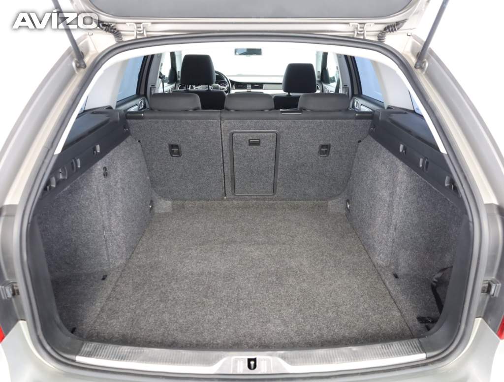 Foto inzerátu Skoda Superb 1.6 TDI