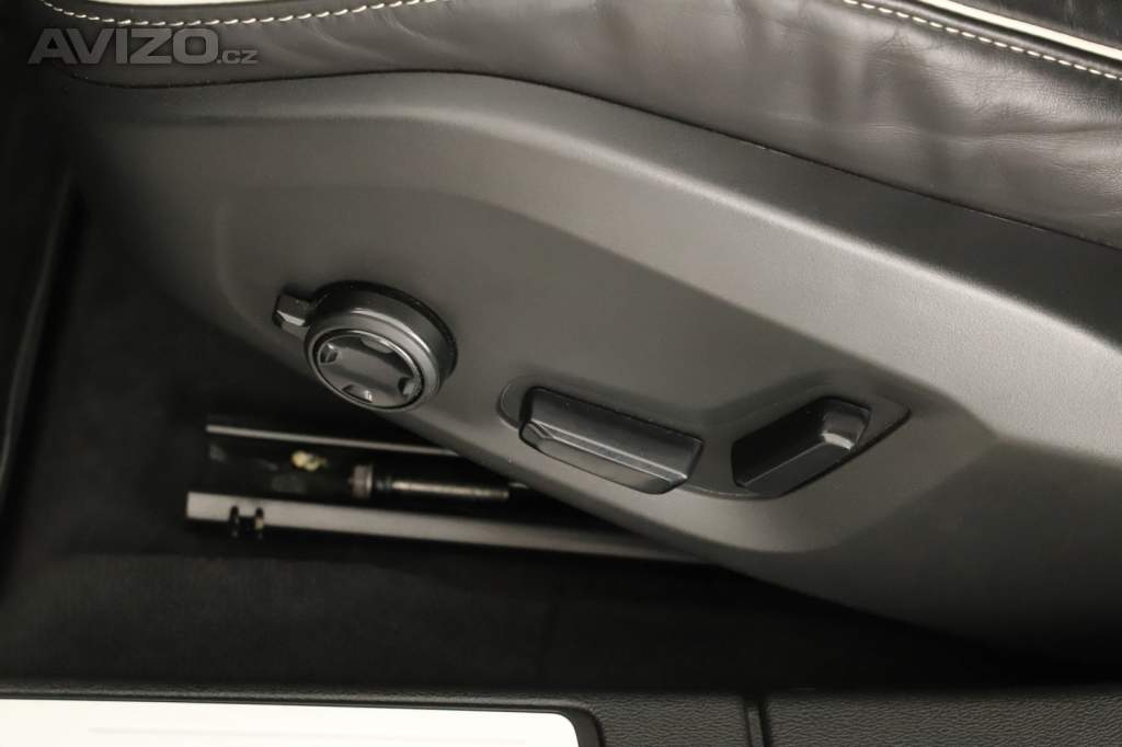 Foto inzerátu Volvo V60 B4
