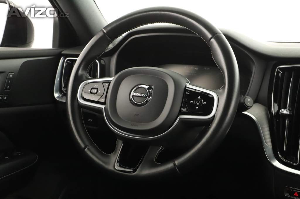 Foto inzerátu Volvo V60 B4