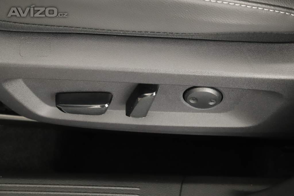 Foto inzerátu Nissan Qashqai 1.3 DIG-T MHEV