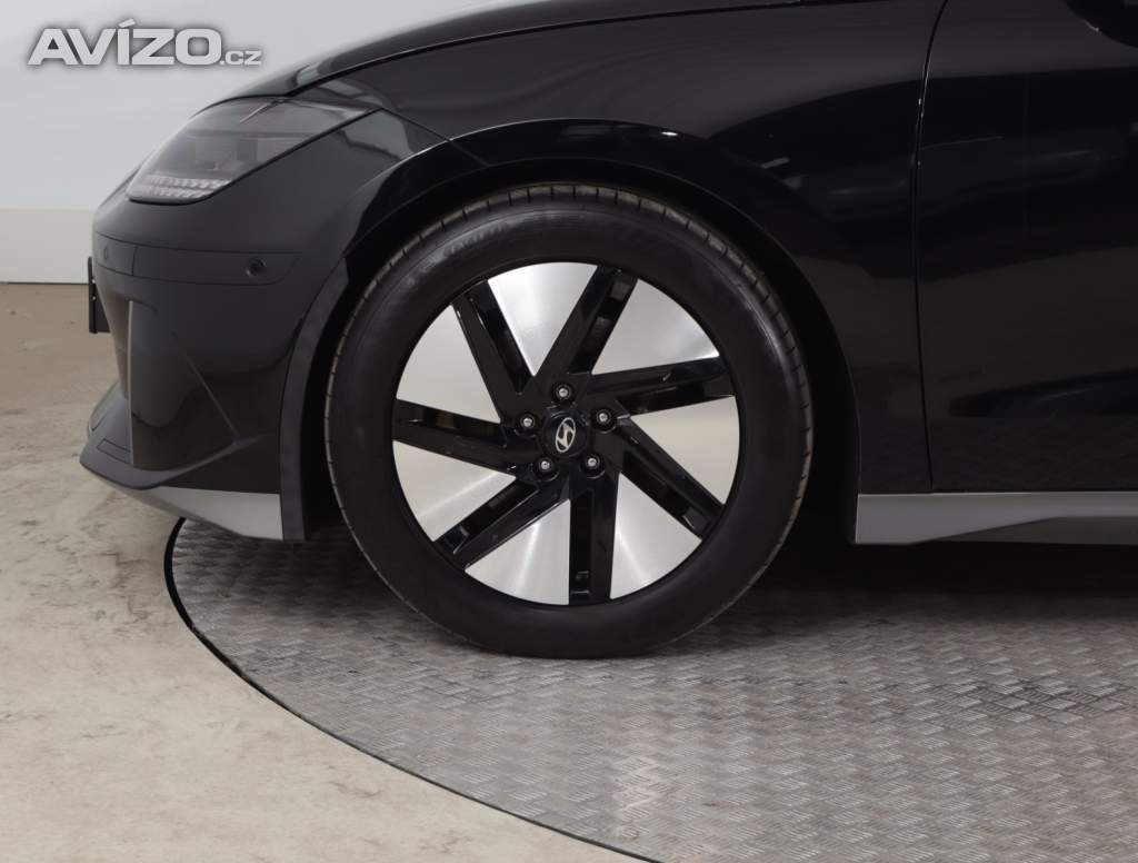 Foto inzerátu Hyundai Ioniq 6 Long Range 2WD