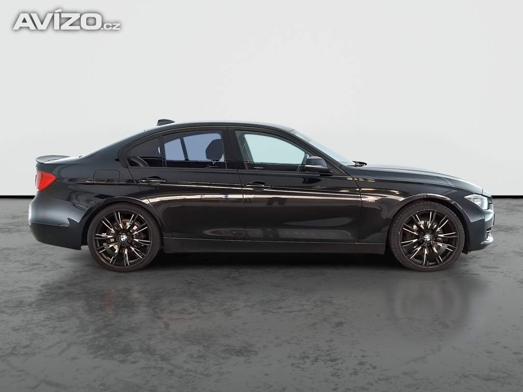 Foto inzerátu BMW 3 328 i