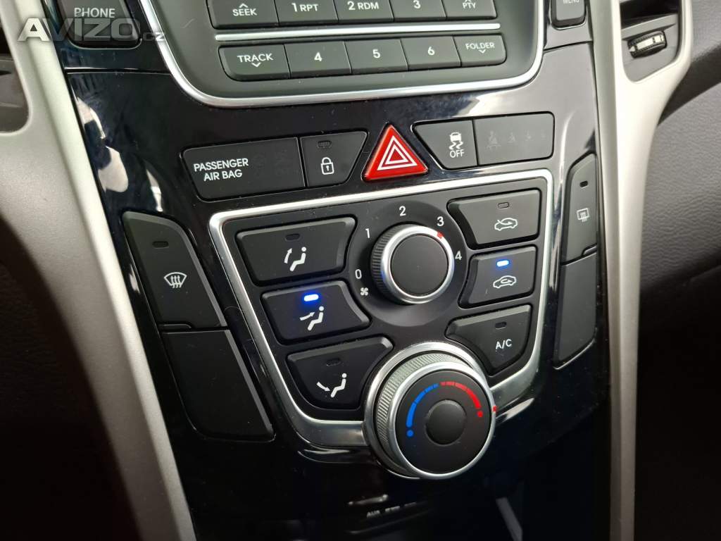 Foto inzerátu Hyundai i30 1.6 MPI