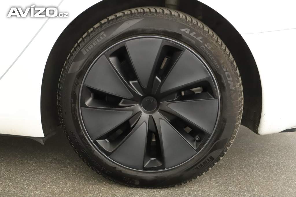 Foto inzerátu Tesla Model 3 Standard Range LFP