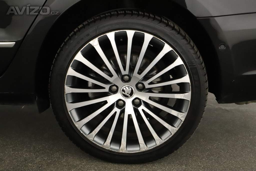 Foto inzerátu Skoda Superb 2.0 TDI