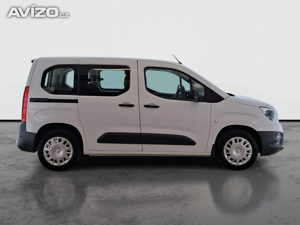 Foto inzerátu Opel Combo Electric 50kWh