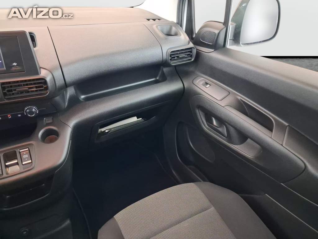 Foto inzerátu Opel Combo Electric 50kWh