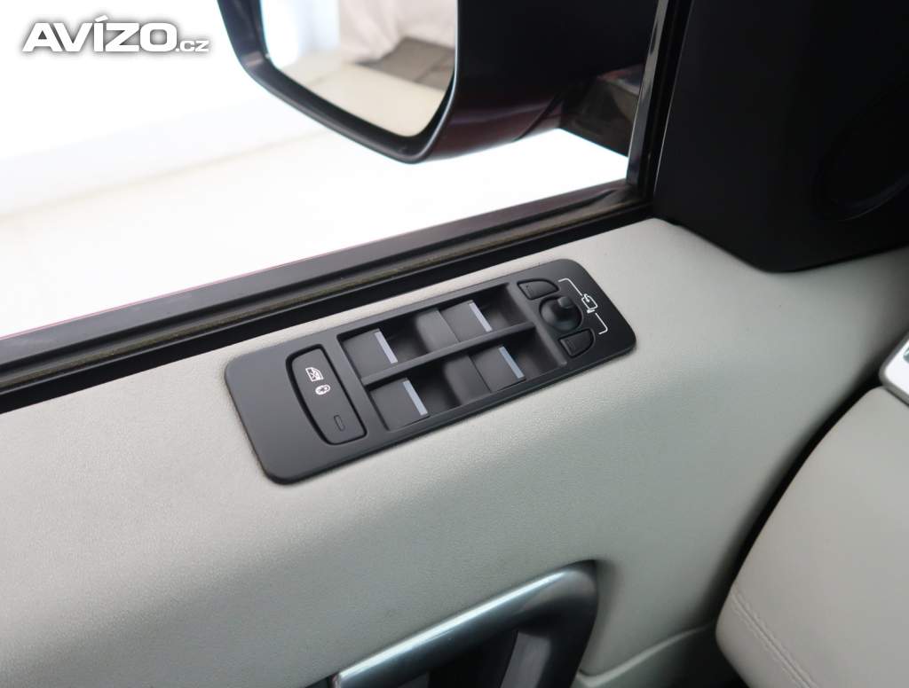 Foto inzerátu Land Rover Discovery Sport TD4