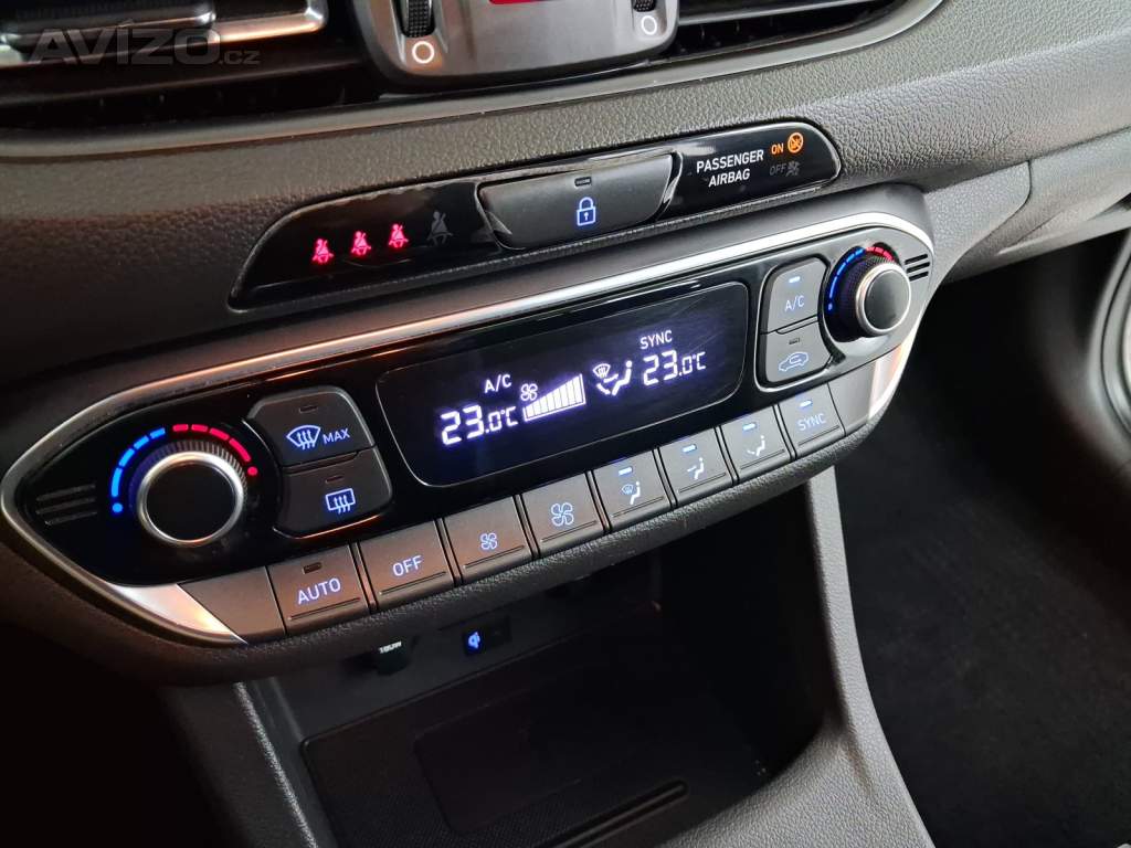 Foto inzerátu Hyundai i30 1.5 T-GDI MHEV