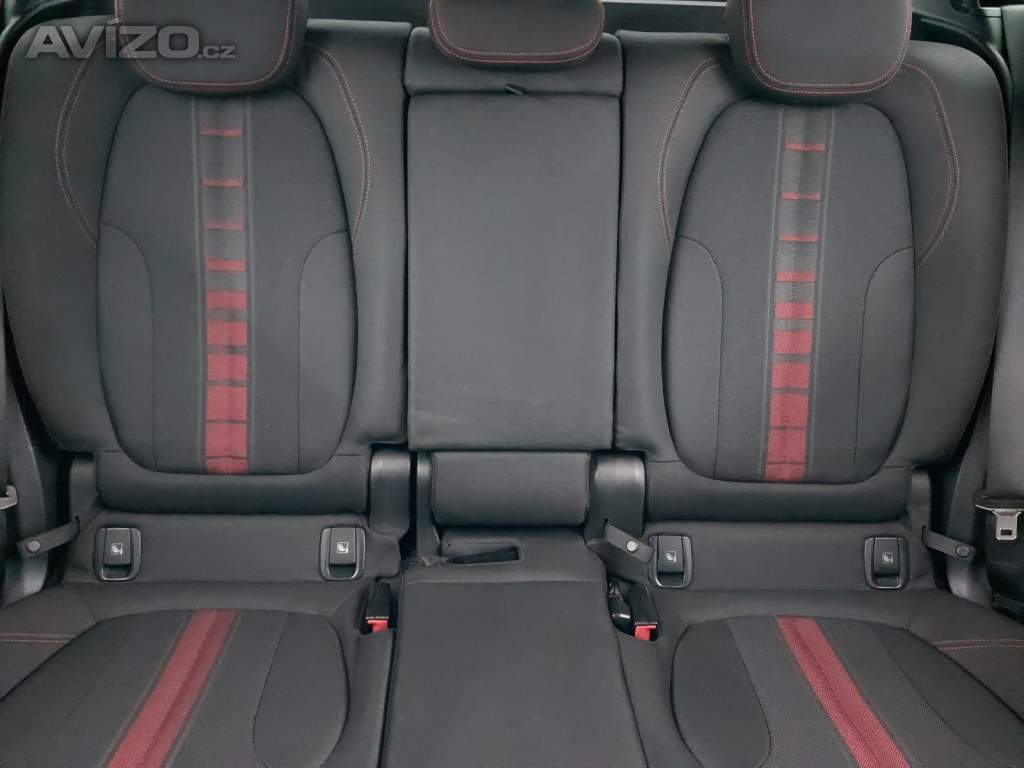 Foto inzerátu BMW X1 sDrive18d
