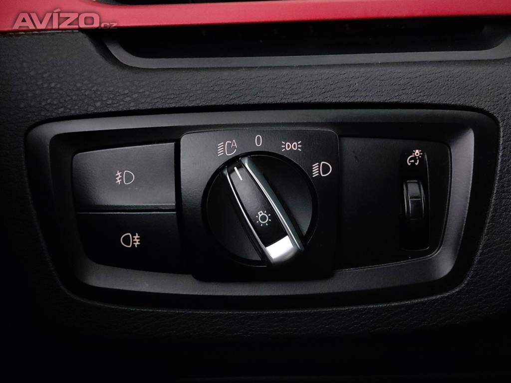 Foto inzerátu BMW X1 sDrive18d