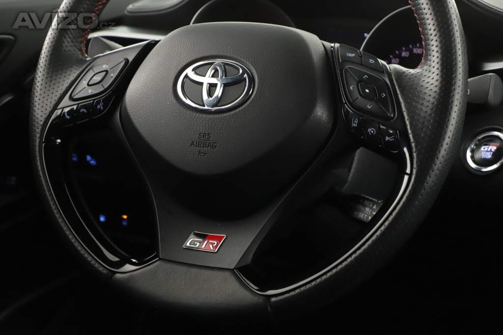 Foto inzerátu Toyota C-HR 2.0 Hybrid