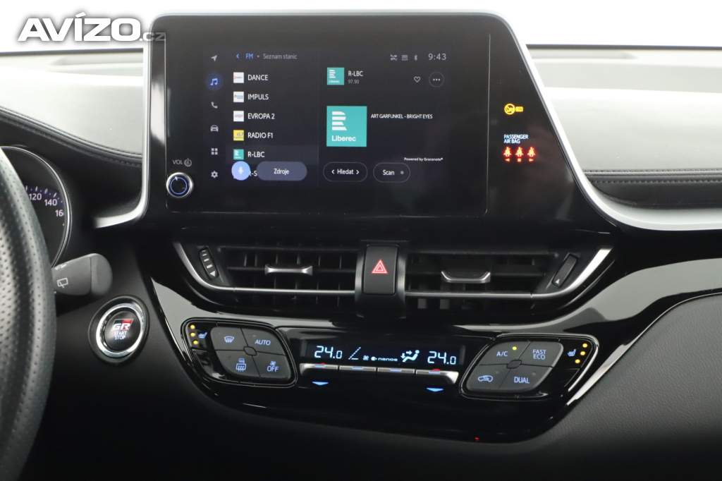 Foto inzerátu Toyota C-HR 2.0 Hybrid
