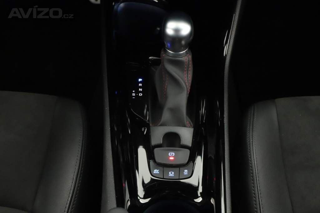Foto inzerátu Toyota C-HR 2.0 Hybrid