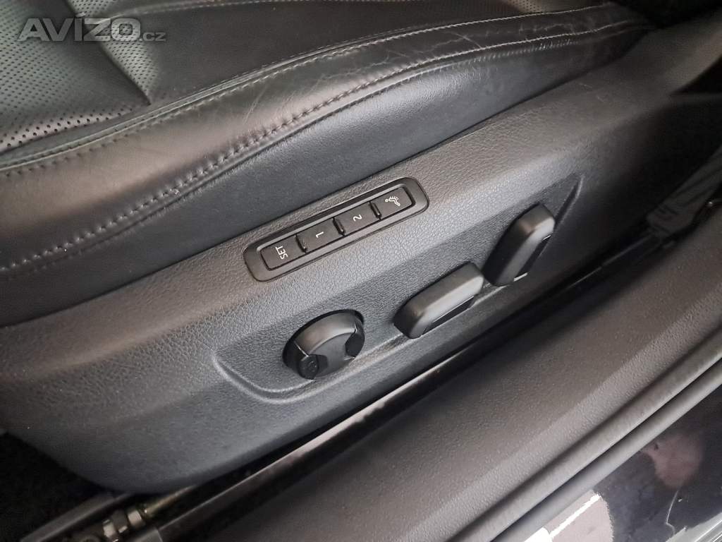 Foto inzerátu Skoda Superb 2.0 TDI