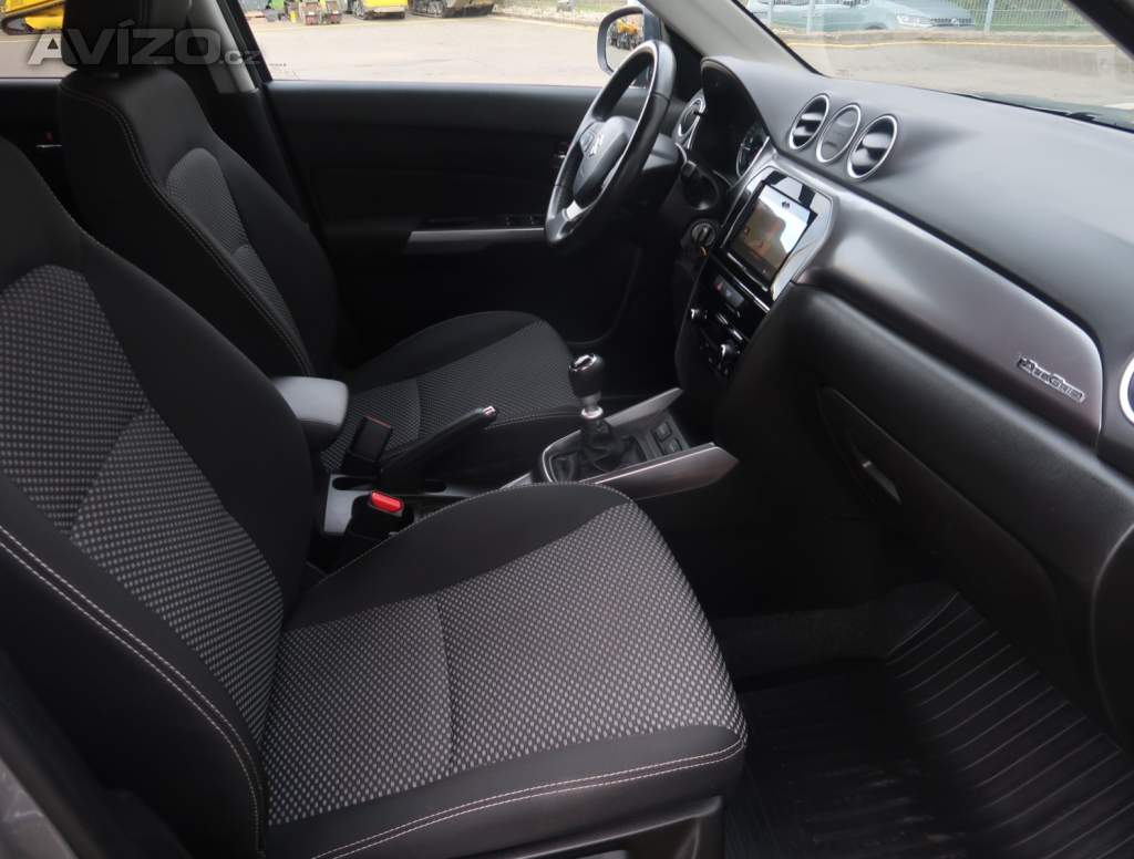 Foto inzerátu Suzuki Vitara 1.4 BoosterJet