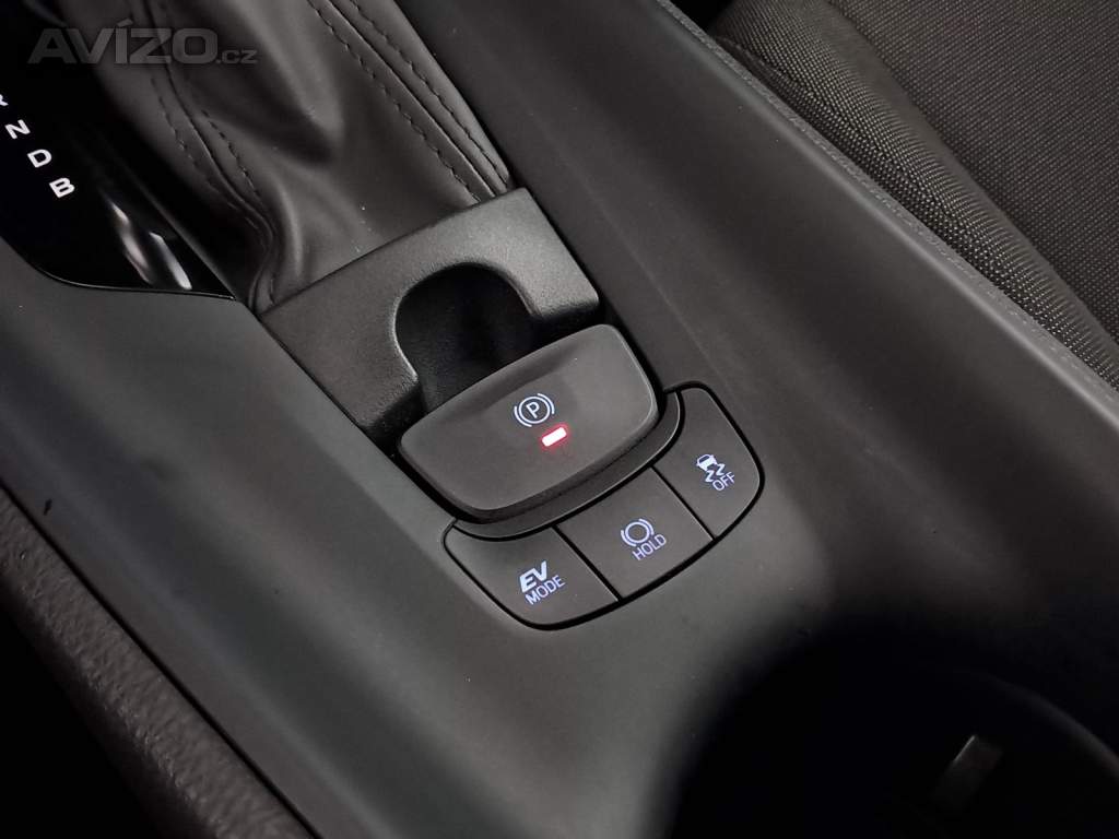 Foto inzerátu Toyota C-HR 1.8 Hybrid
