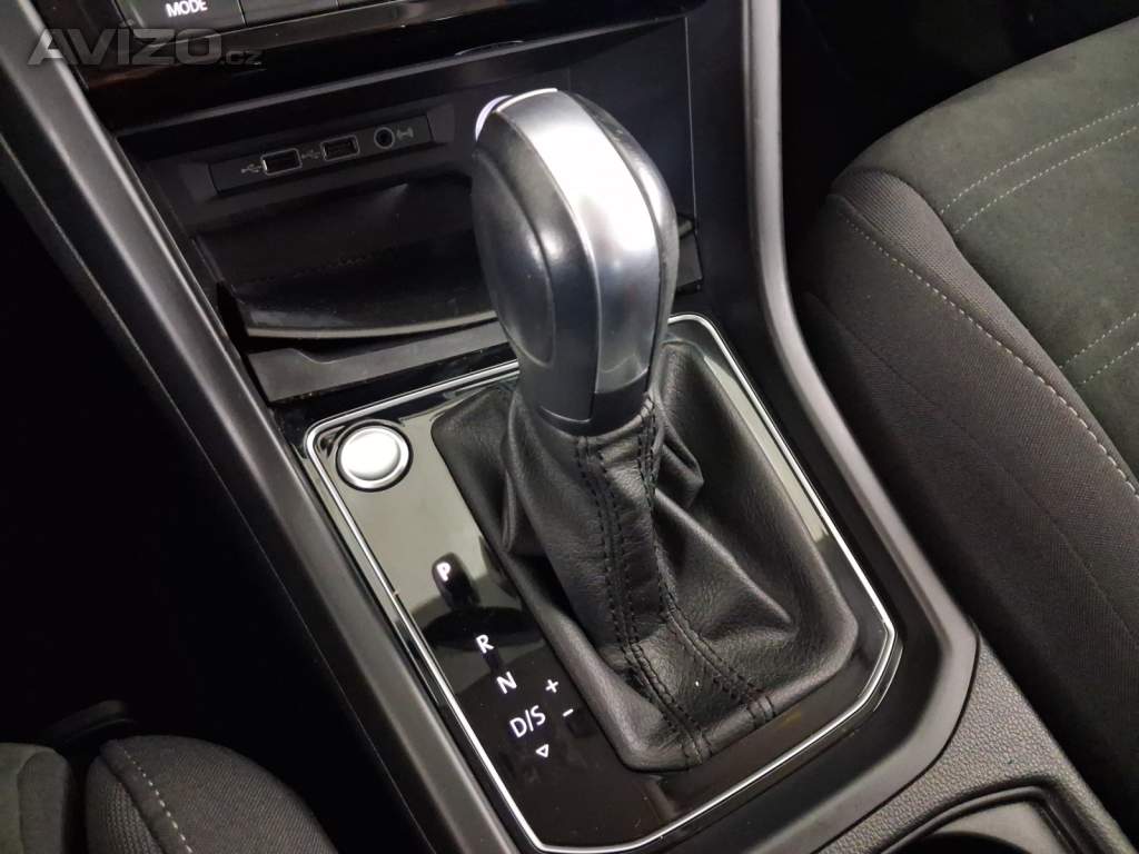 Foto inzerátu VW Touran 1.5 TSI
