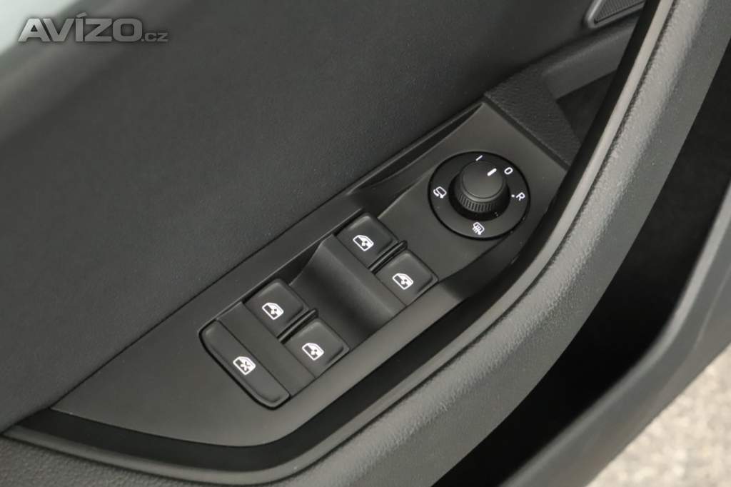 Foto inzerátu Skoda Superb 1.8 TSI
