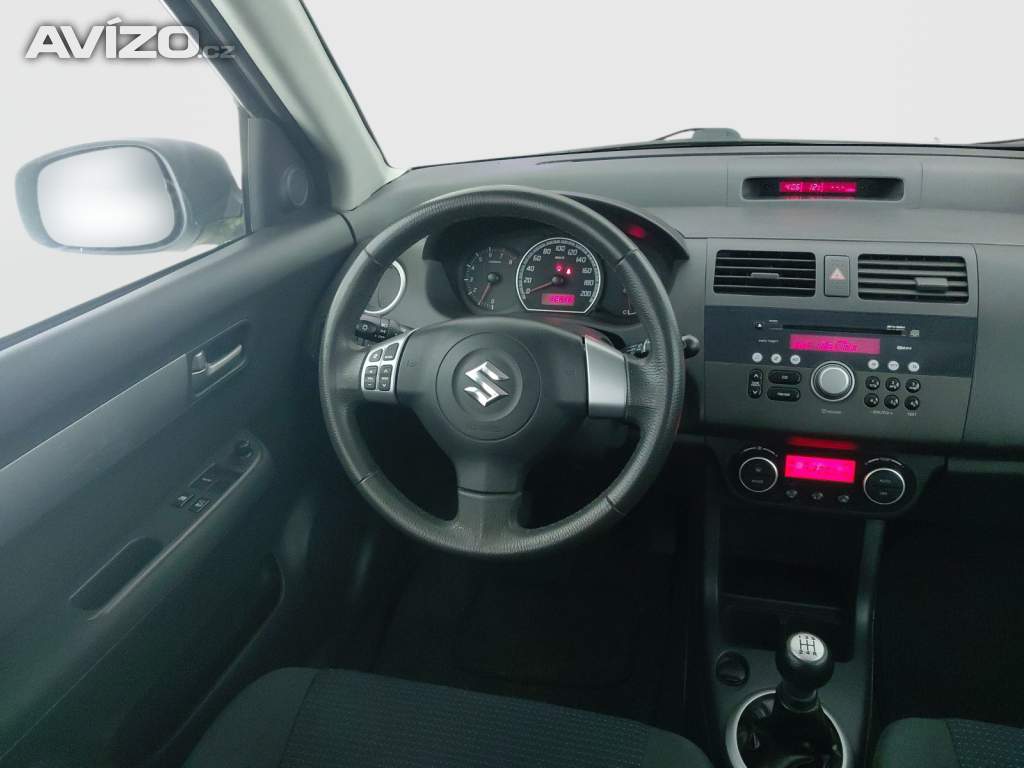 Foto inzerátu Suzuki Swift 1.3