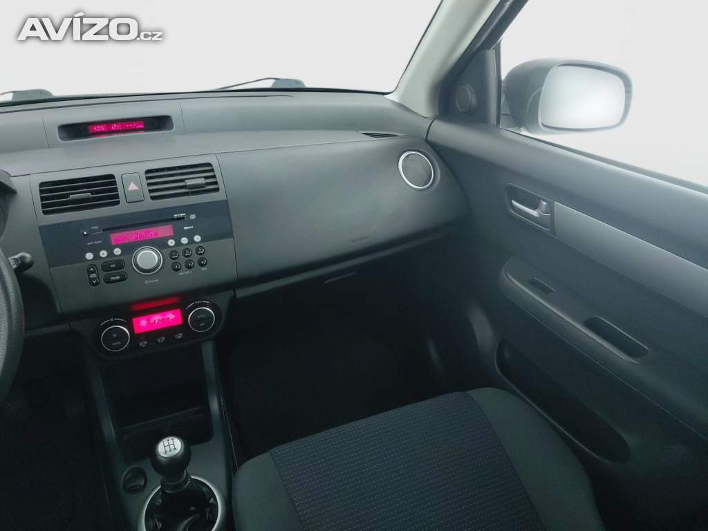 Foto inzerátu Suzuki Swift 1.3