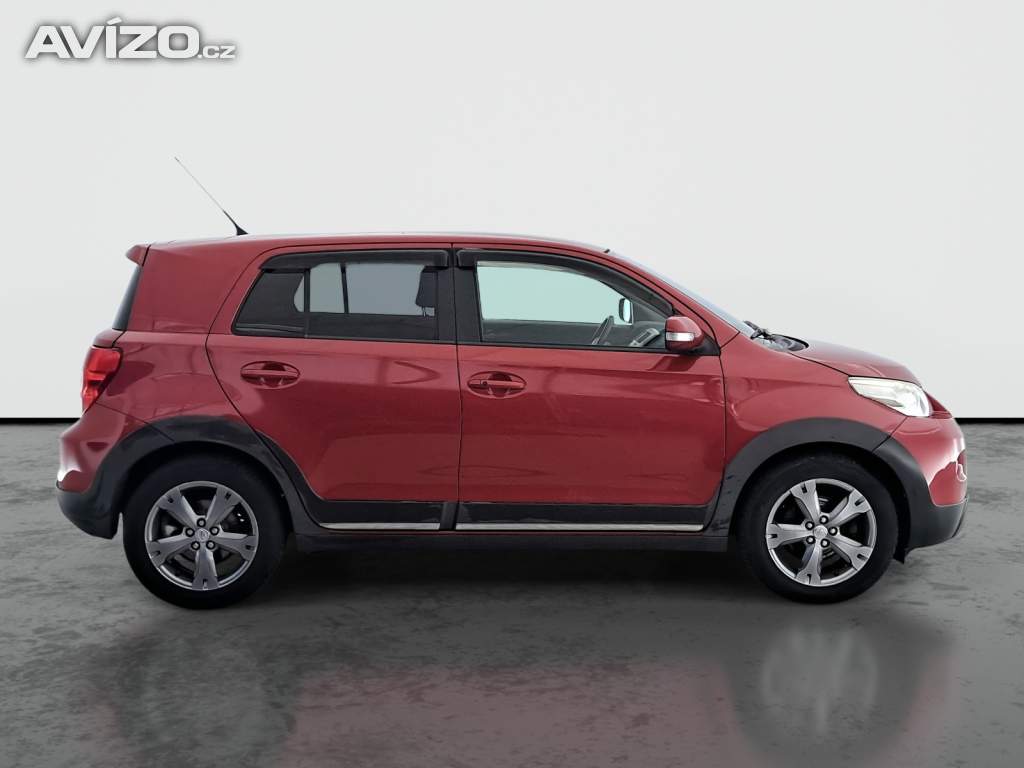 Foto inzerátu Toyota Urban Cruiser 1.33 Dual VVT-i