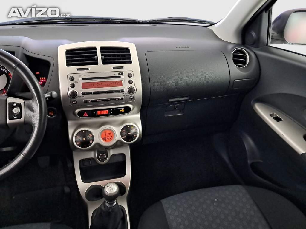 Foto inzerátu Toyota Urban Cruiser 1.33 Dual VVT-i