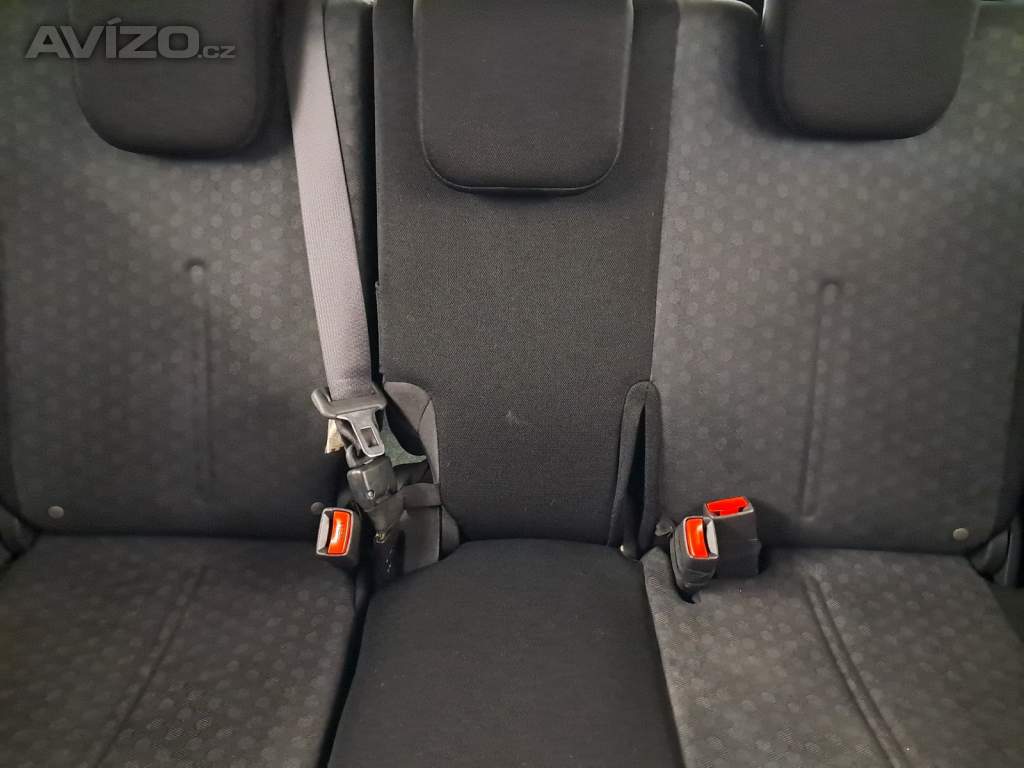 Foto inzerátu Toyota Urban Cruiser 1.33 Dual VVT-i