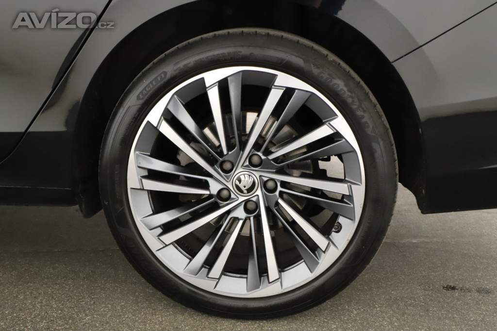 Foto inzerátu Skoda Superb 2.0 TDI