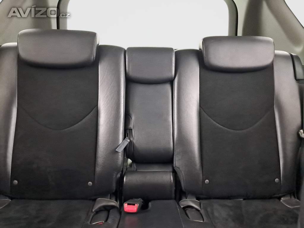 Foto inzerátu Toyota RAV 4 2.0 VVT-i