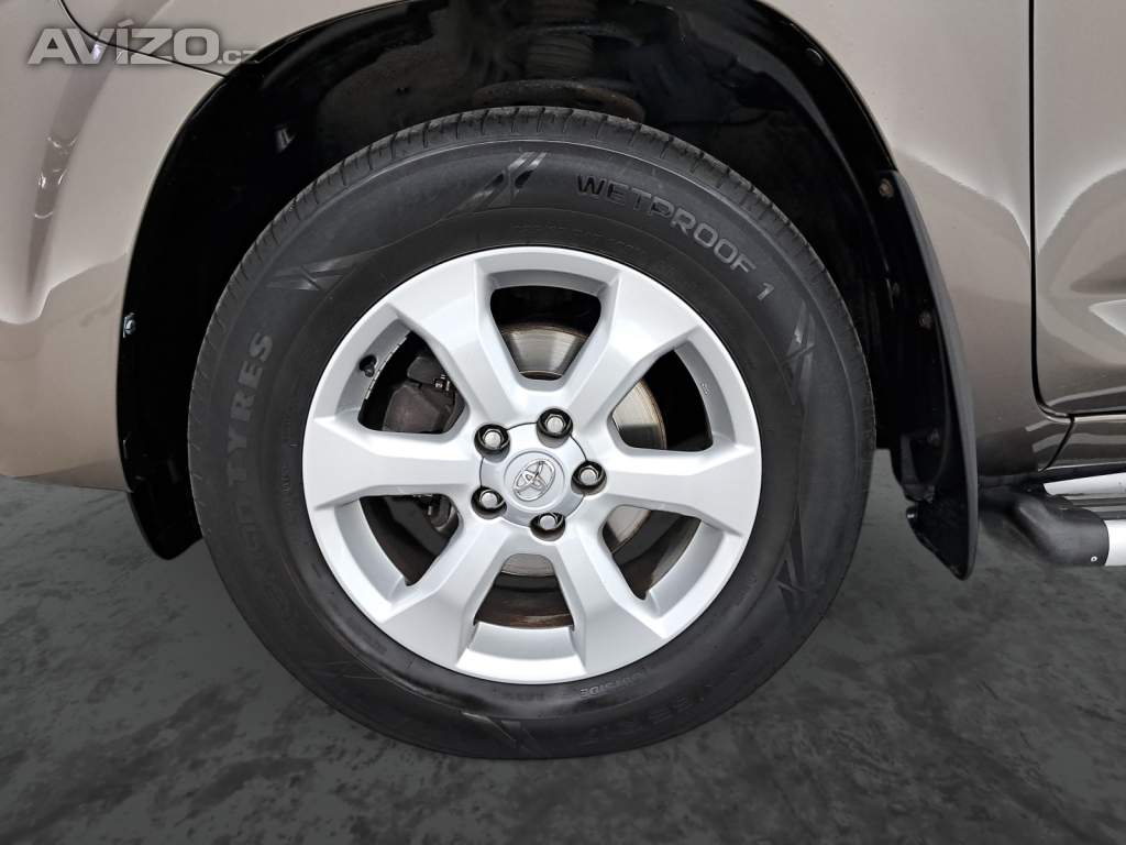 Foto inzerátu Toyota RAV 4 2.0 VVT-i