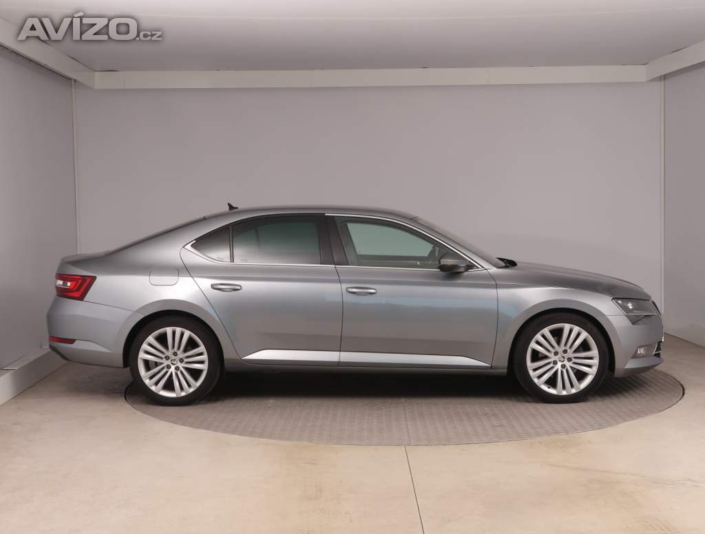 Foto inzerátu Skoda Superb 2.0 TDI