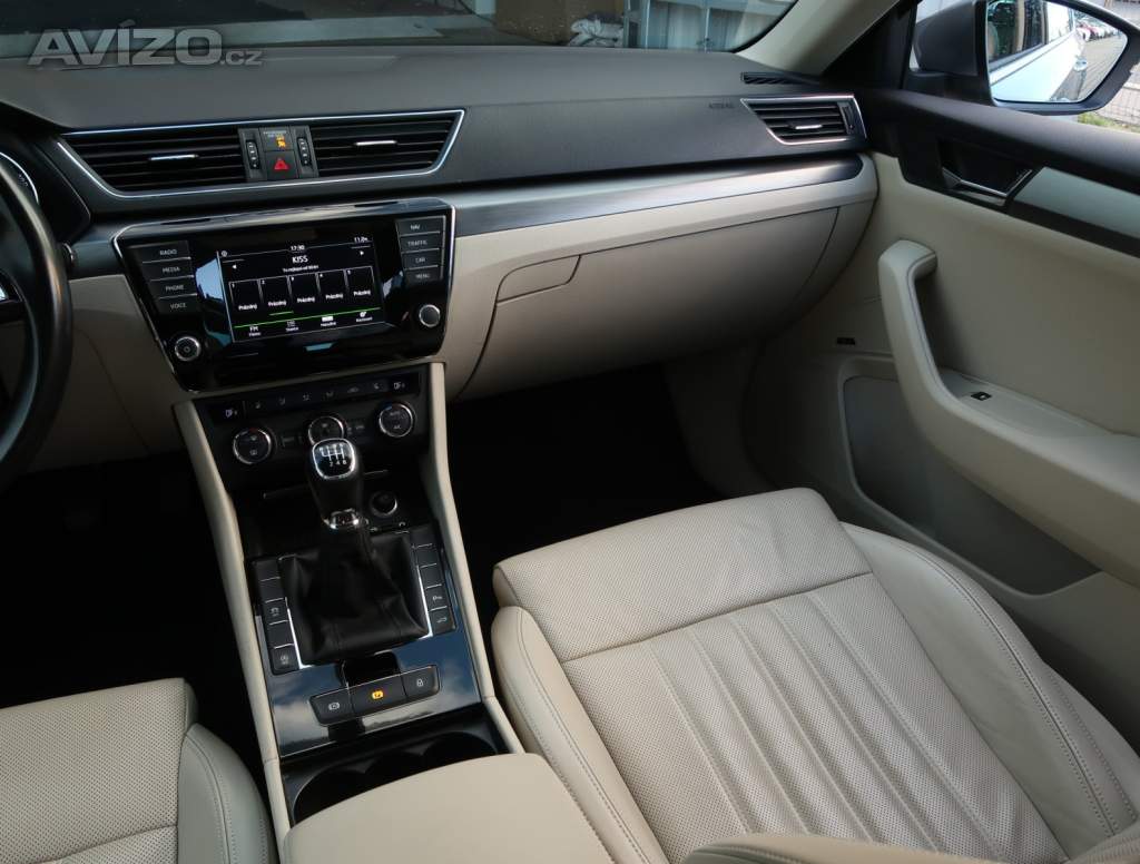 Foto inzerátu Skoda Superb 2.0 TDI