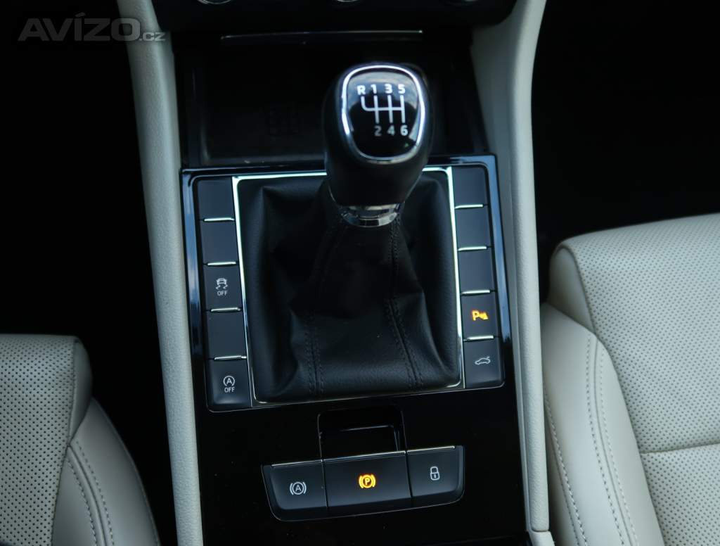 Foto inzerátu Skoda Superb 2.0 TDI