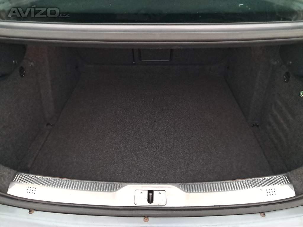 Foto inzerátu Skoda Superb 2.0 TDI