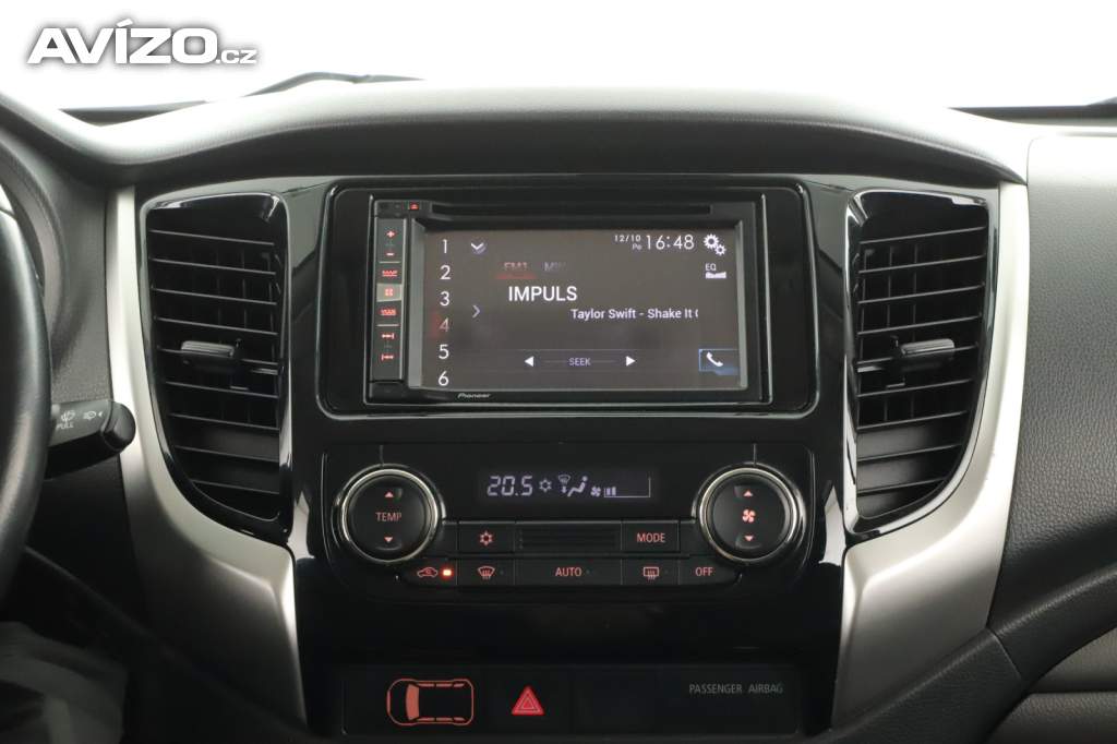 Foto inzerátu Mitsubishi L200 2.4 DI-D