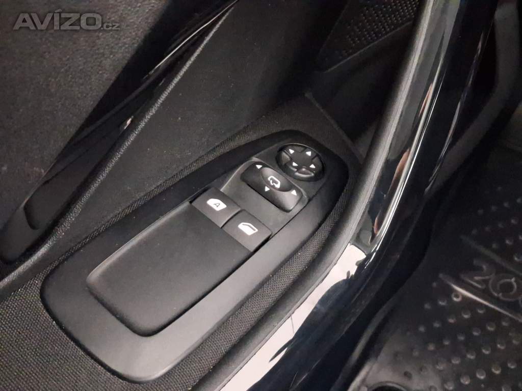Foto inzerátu Peugeot 208 1.2 PureTech