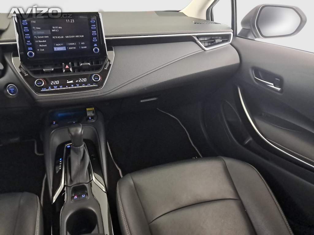 Foto inzerátu Toyota Corolla 1.8 Hybrid