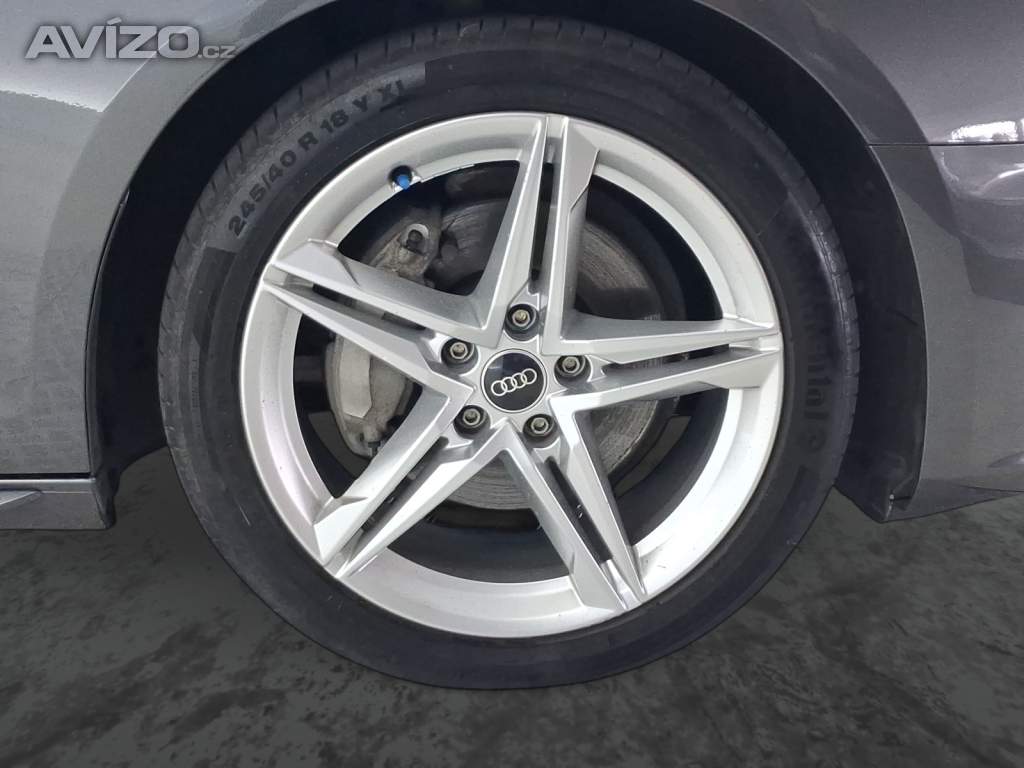Foto inzerátu Audi A4 40 TDI