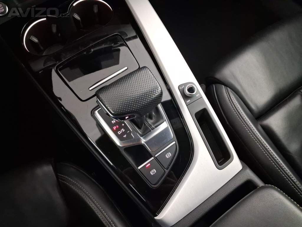 Foto inzerátu Audi A4 40 TDI