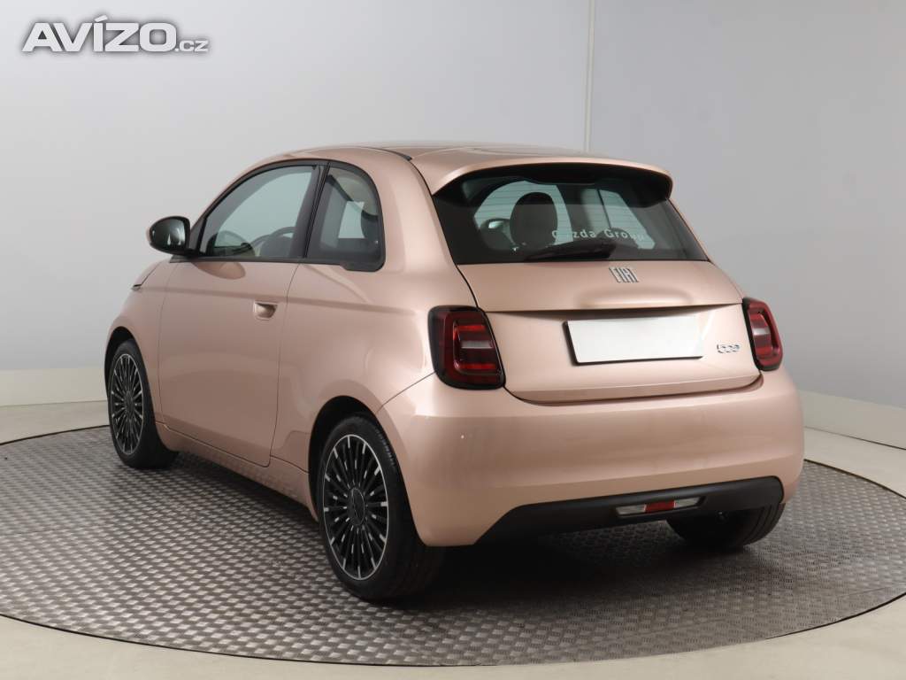 Foto inzerátu Fiat 500e 24 kWh