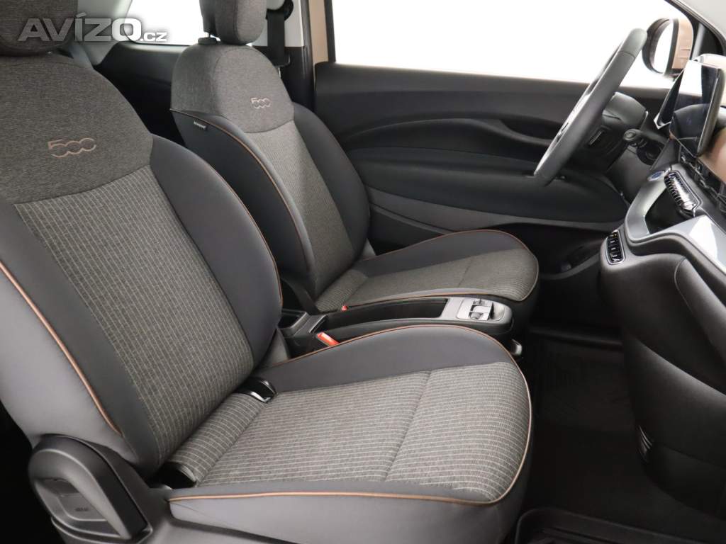 Foto inzerátu Fiat 500e 24 kWh