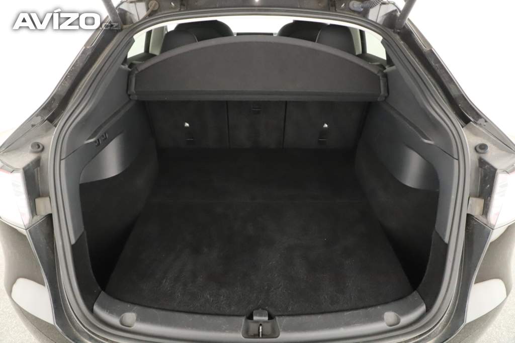 Foto inzerátu Tesla Model Y Long Range AWD 79kWh