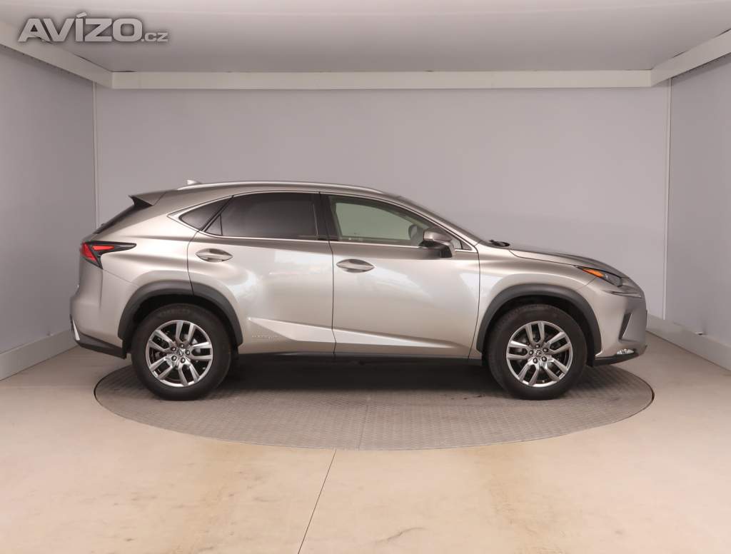 Foto inzerátu Lexus NX 300h